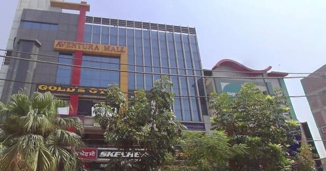 Commercial Showrooms for Lease in Mall Road, Amritsar, Punjab