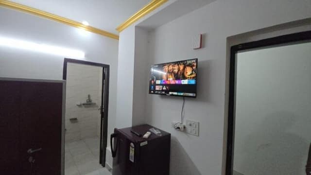 1RK 1Bath MAIN ROAD vasant kunj Masoodpur, Delhi