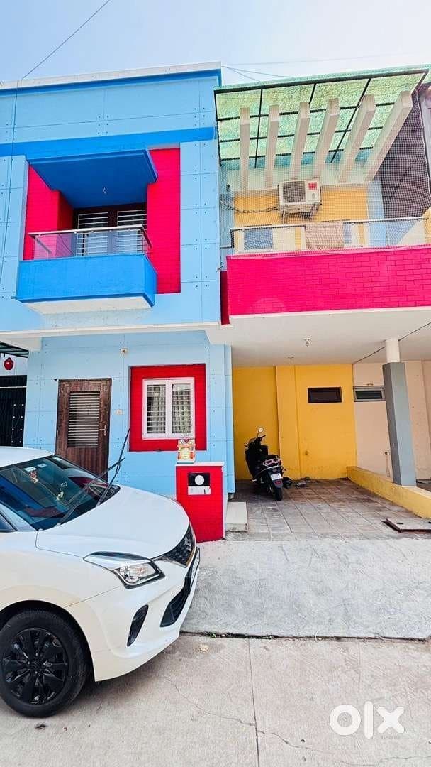 4 BHK house for sale in peaceful society in mujmahuda