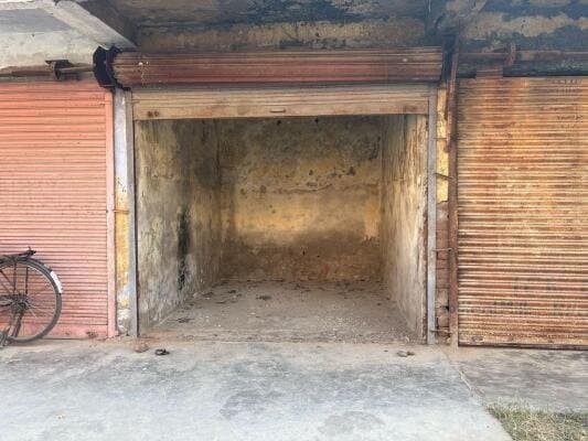 Commercial shops for sale sector F LDA colony Lucknow